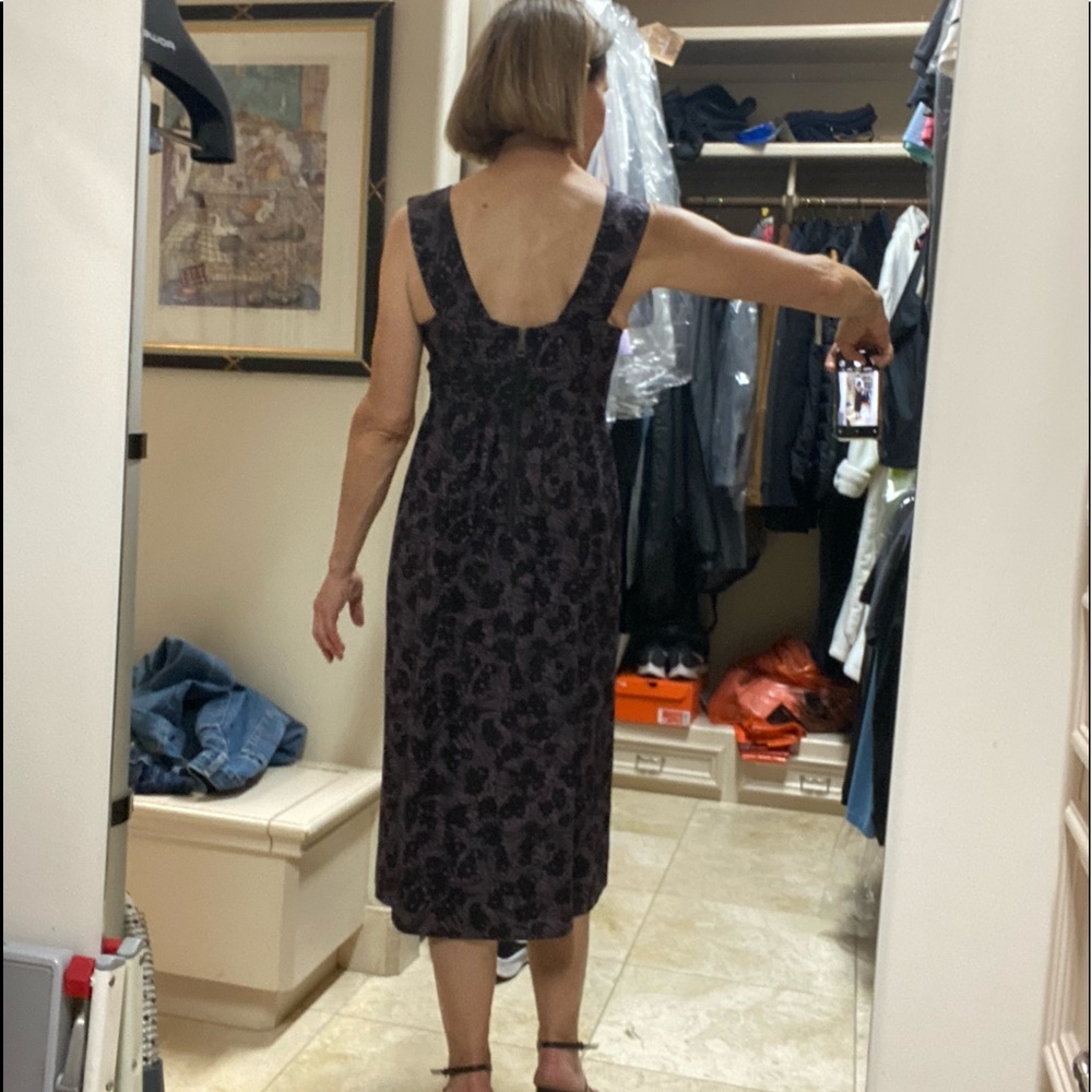 Burberry V-Neck Midi Dress-size 8 - Picture 2 of 7